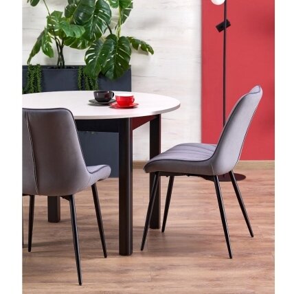 Kėdė 6 Kėdė 6