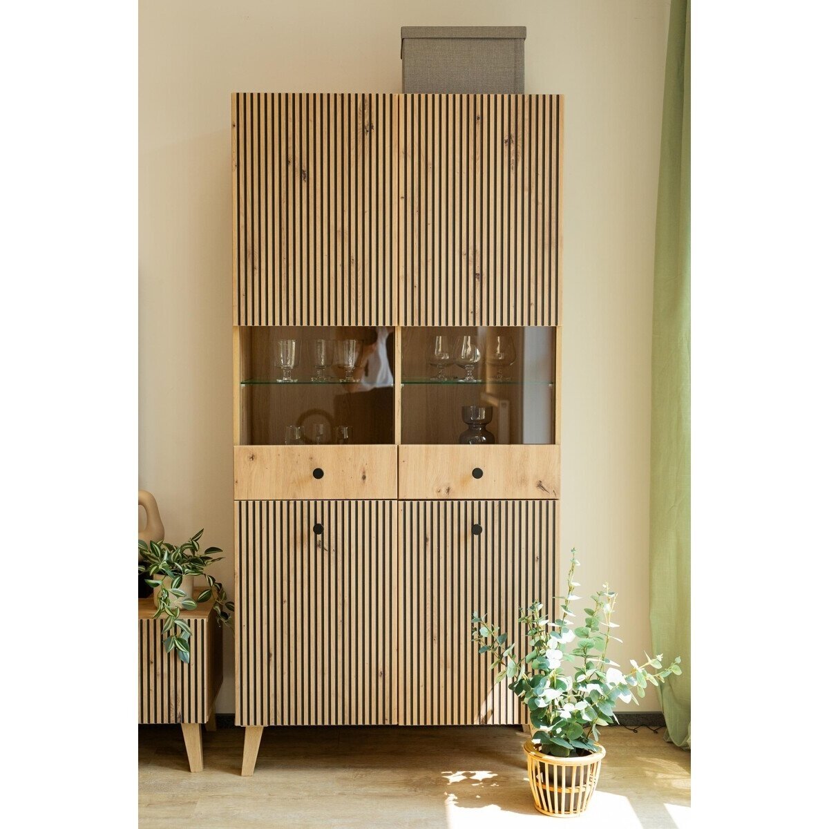 VITRINA "BERLIN" 6 VITRINA "BERLIN" 6