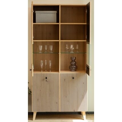 VITRINA "BERLIN" 1