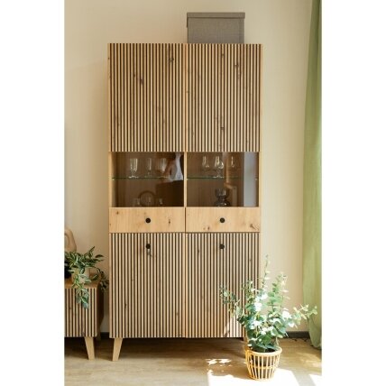 VITRINA "BERLIN" 6 VITRINA "BERLIN" 6